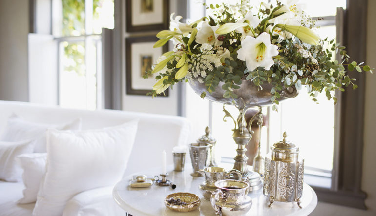 How to Decorate a Home with Fresh Flowers